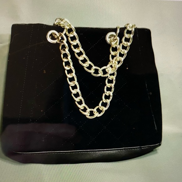 Mossimo Black Quilted Velvet Purse with Metallic Handles NWOT Gorgeous! - Picture 5 of 6